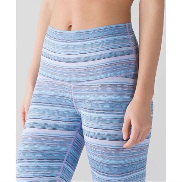 Lululemon wunder under pant (hi-rise) 29” in wave twist lilac caspian blue Sz 6 - Picture 4 of 8